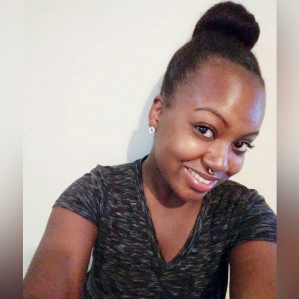 Meet your Posher, Violet